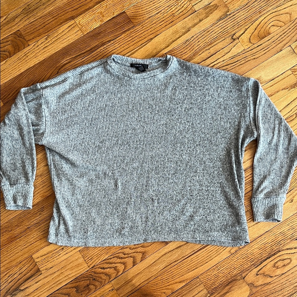 Forever 21 Gray Ribbed Crop Top